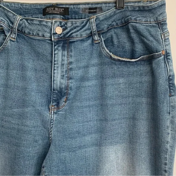 Judy Blue Boyfriend Fit High Waist Light Wash Jeans Size 24W - Picture 6 of 14